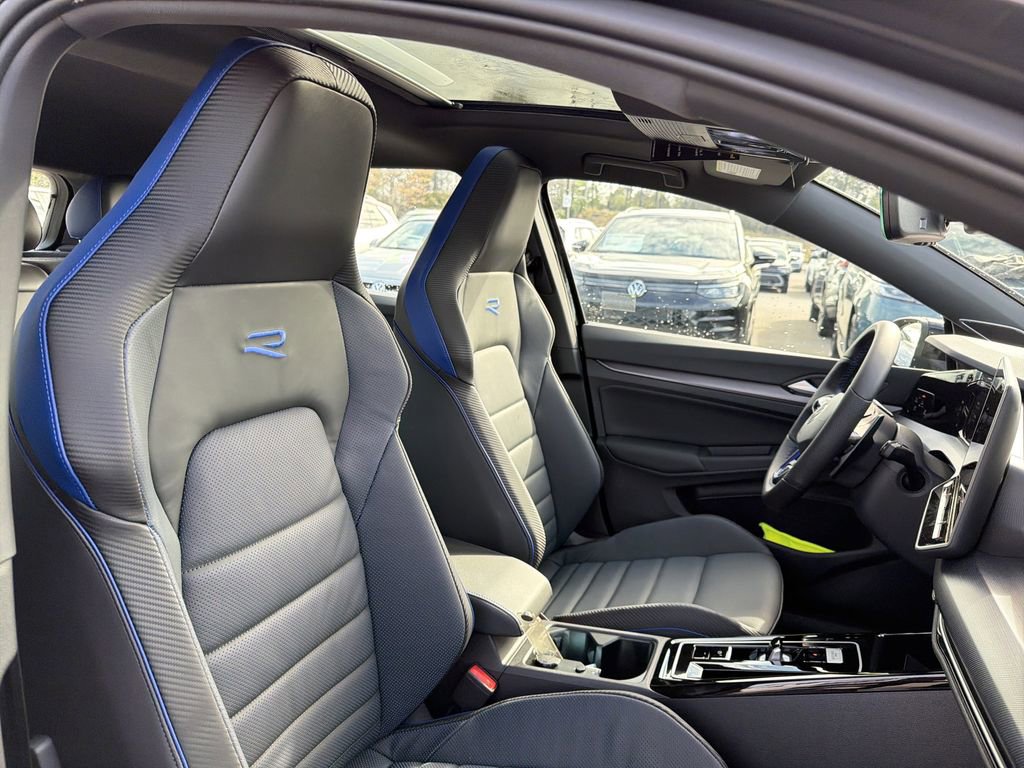 New 2026 Volkswagen Golf image 18