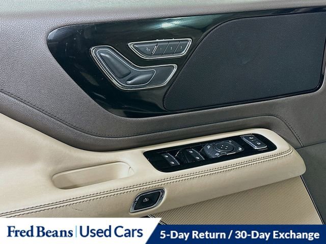 Certified 2022 Lincoln Aviator AWD w/ Premium Package image 20