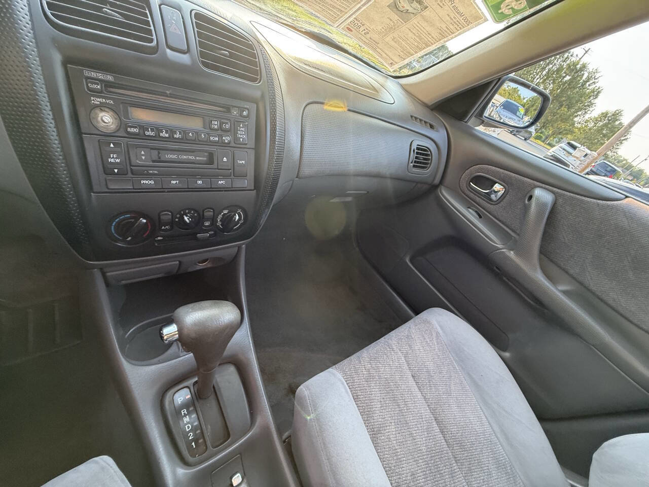 Used 2000 MAZDA Protege ES image 10