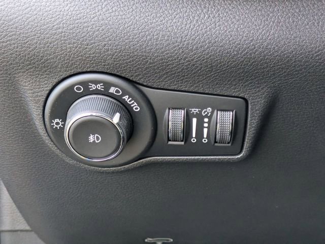 New 2026 Jeep Compass Latitude image 14