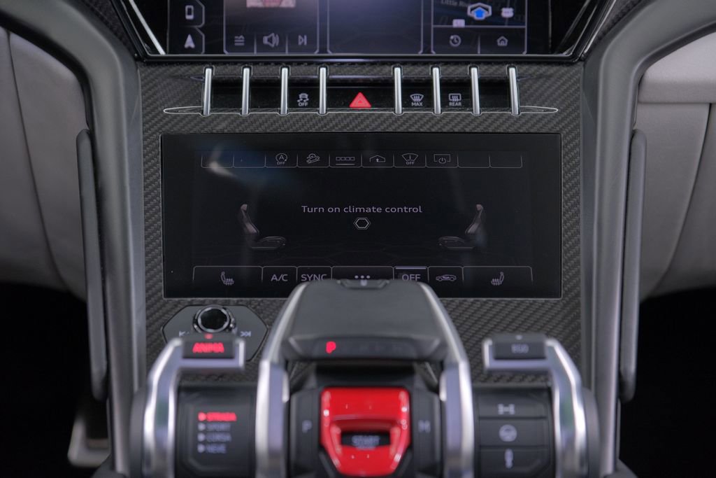 Used 2022 Lamborghini Urus image 69