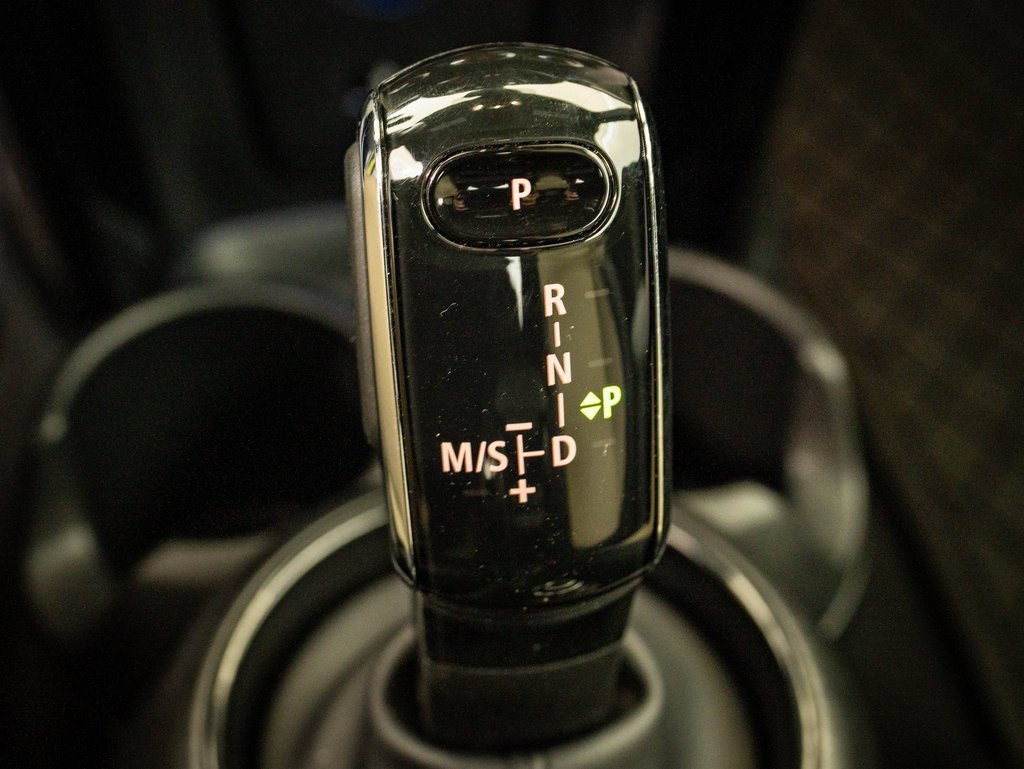 Used 2023 MINI Cooper S w/ Signature Upholstery Package image 35