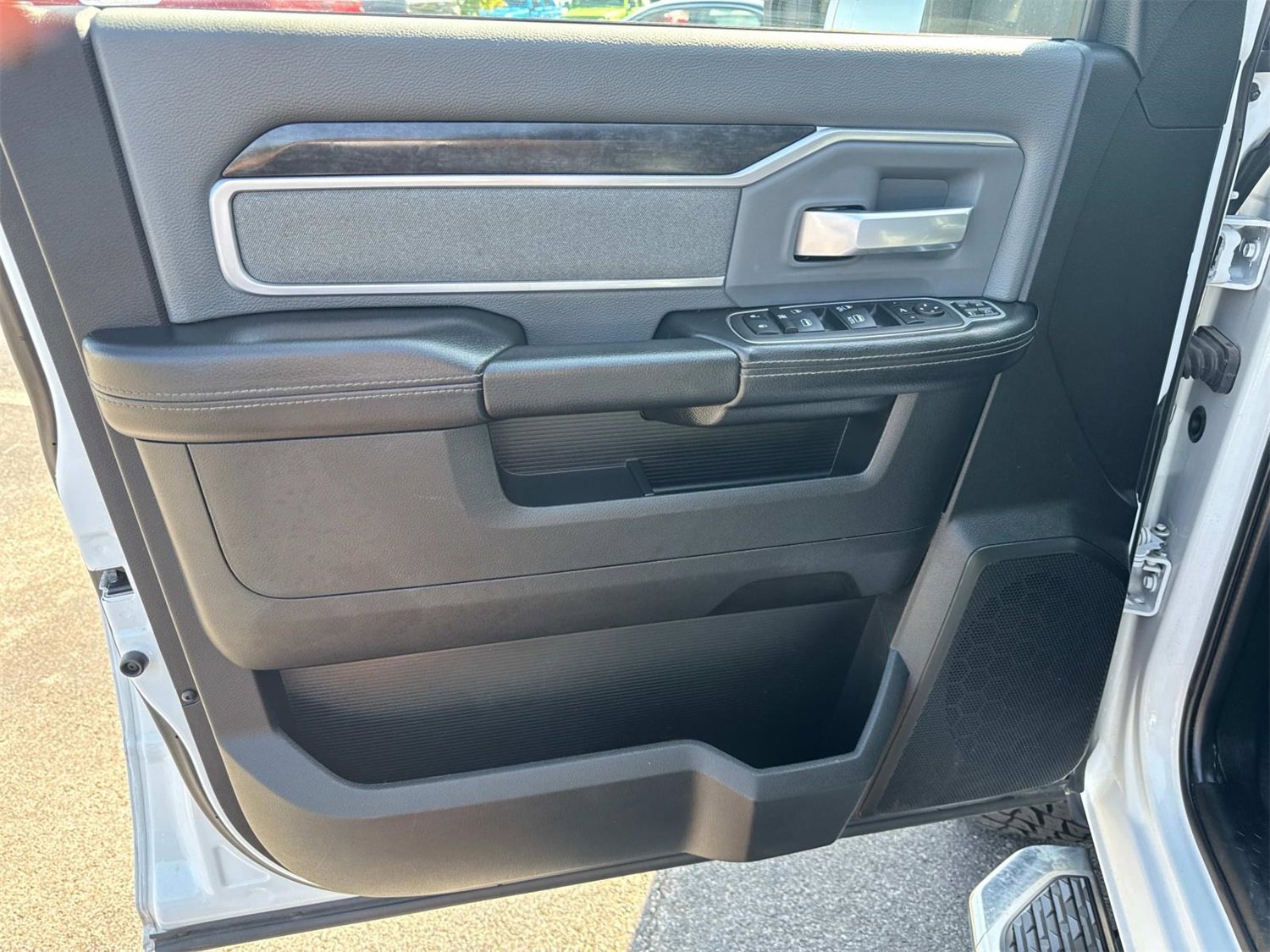 Used 2023 RAM 2500 Big Horn w/ Level 1 Equipment Group image 26