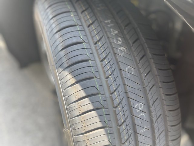 New 2025 Buick Enclave Preferred w/ Power Package image 30