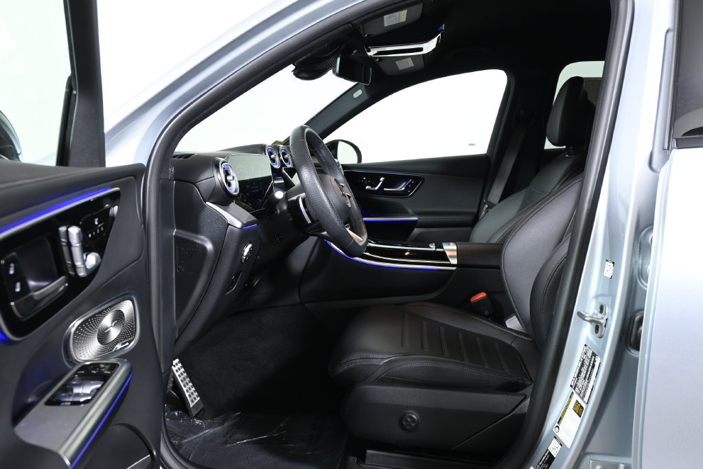 Certified 2026 Mercedes-Benz GLC 300 4MATIC image 3
