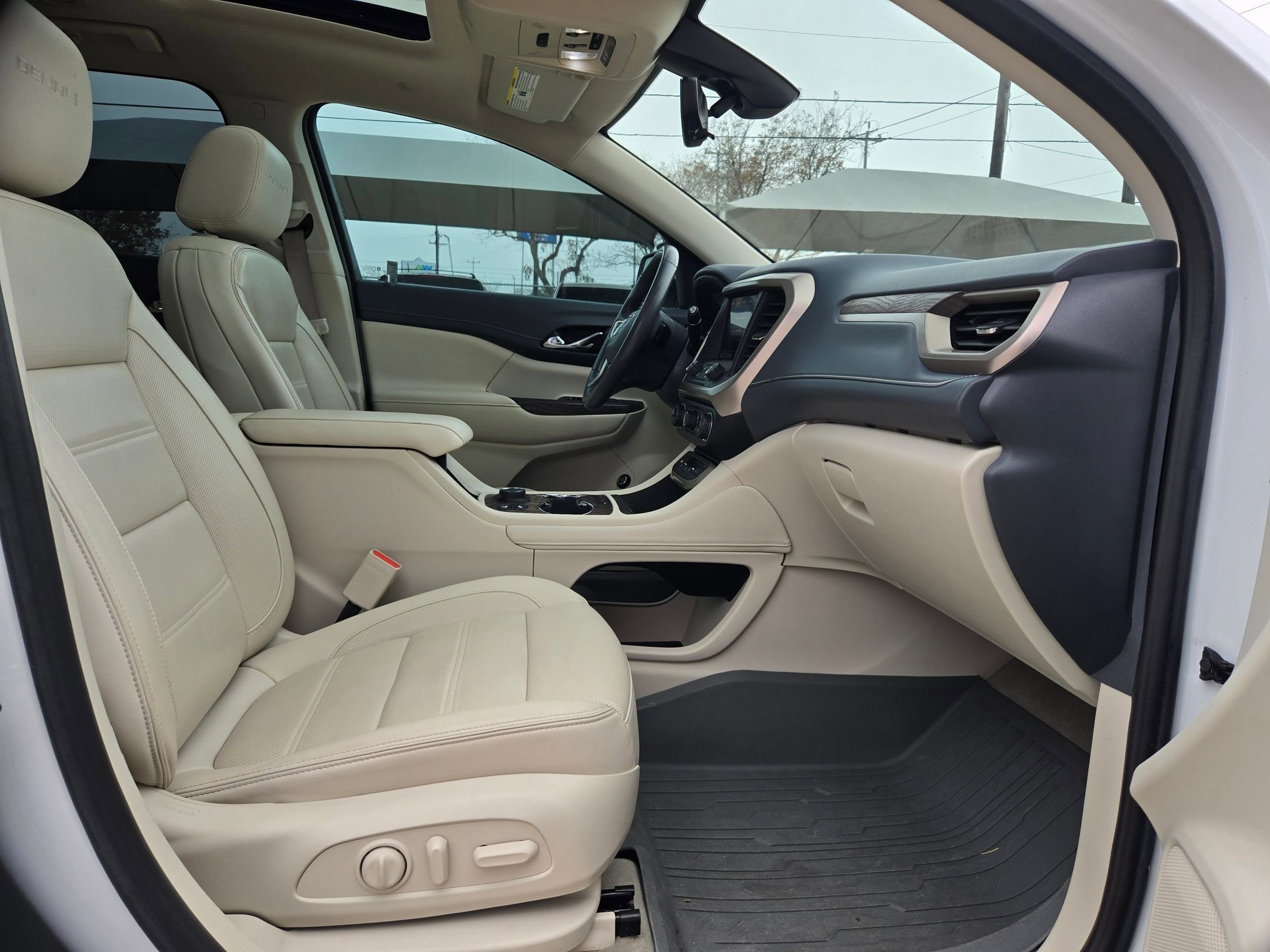 Certified 2020 GMC Acadia Denali image 30