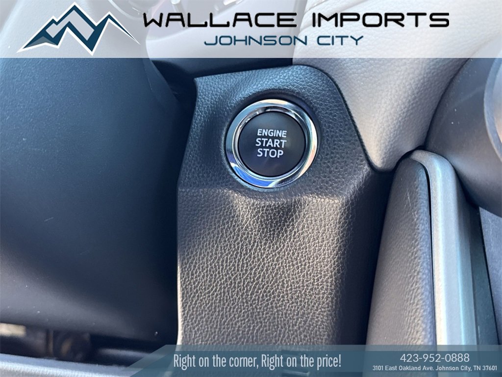 Used 2023 Toyota RAV4 XLE image 33