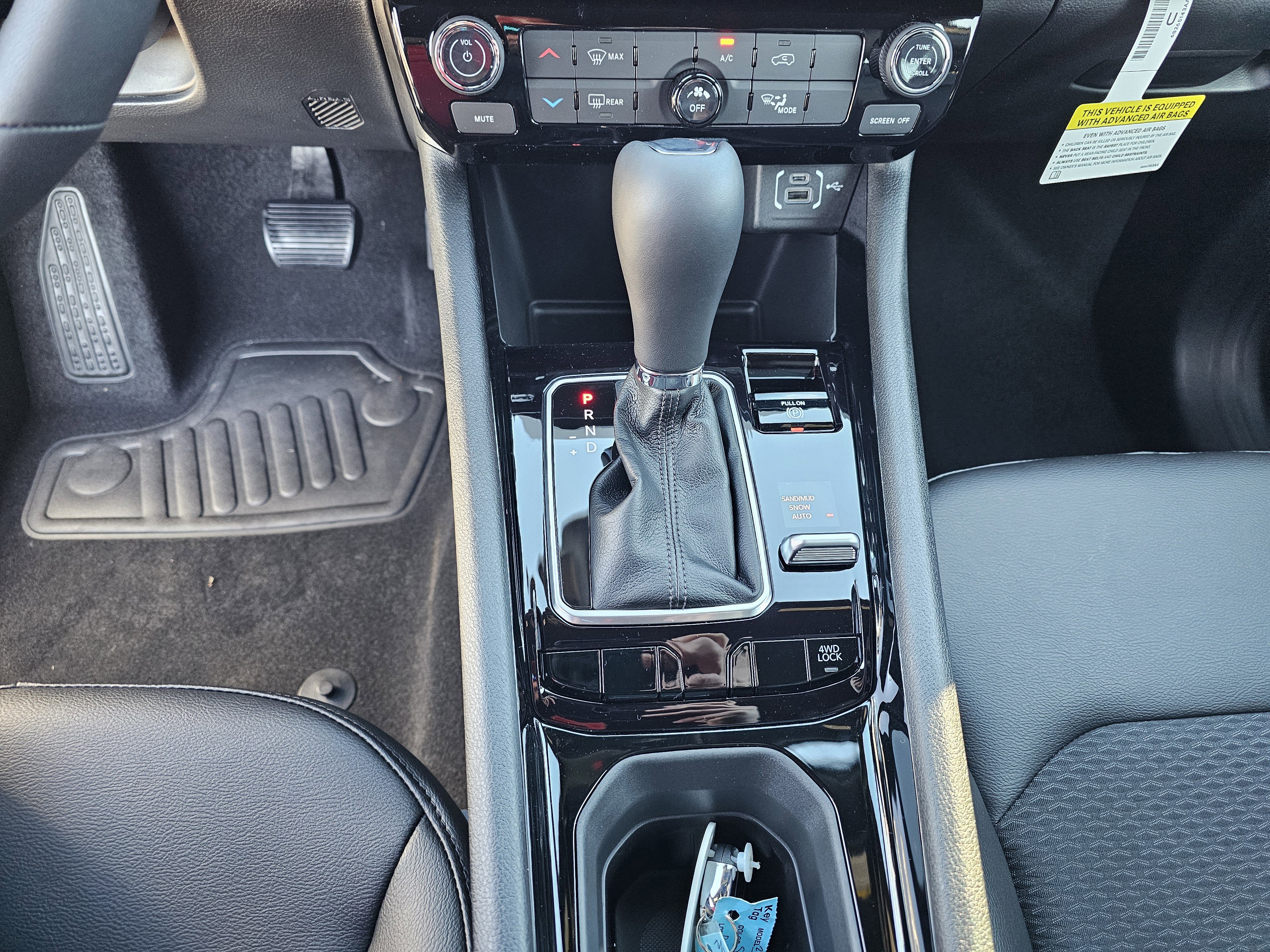 New 2026 Jeep Compass Latitude image 25