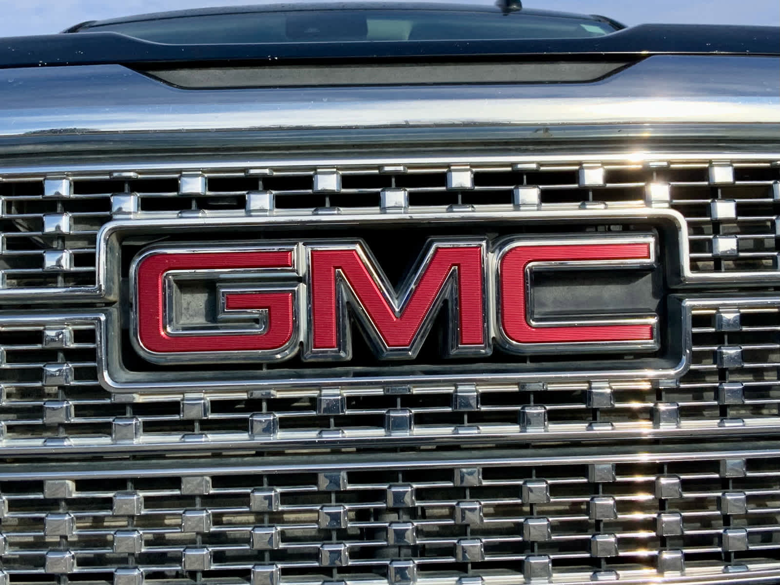 Used 2018 GMC Sierra 1500 Denali image 22