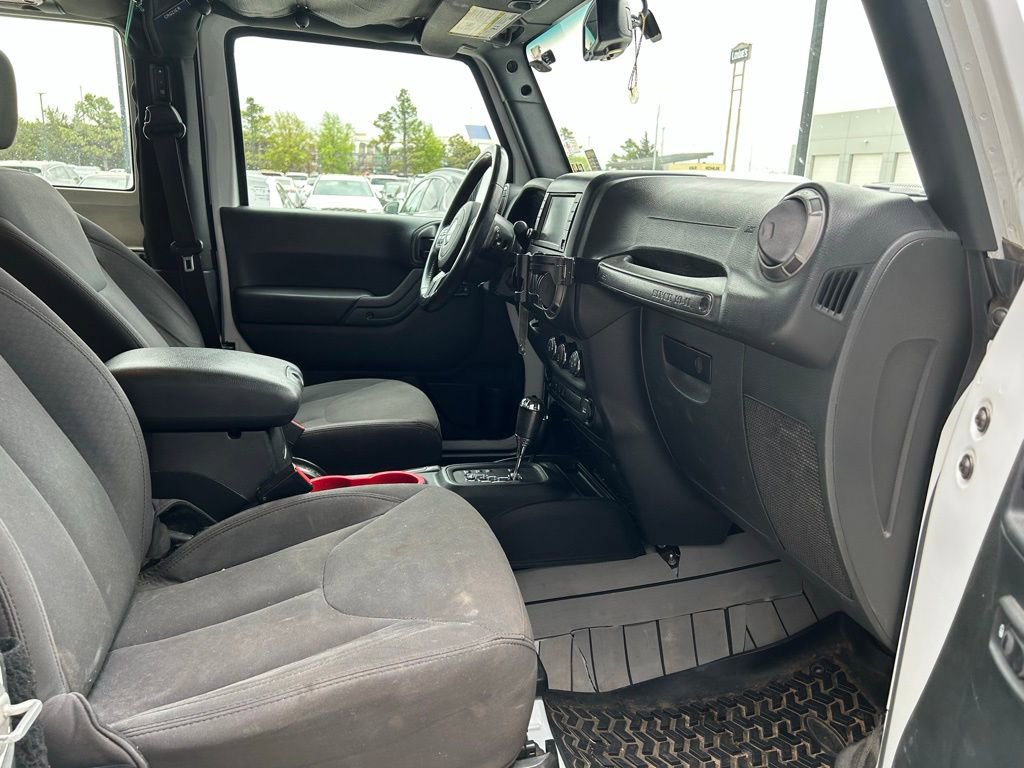Used 2018 Jeep Wrangler Sport image 18
