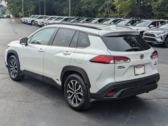 Used 2024 Toyota Corolla Cross SE image 5