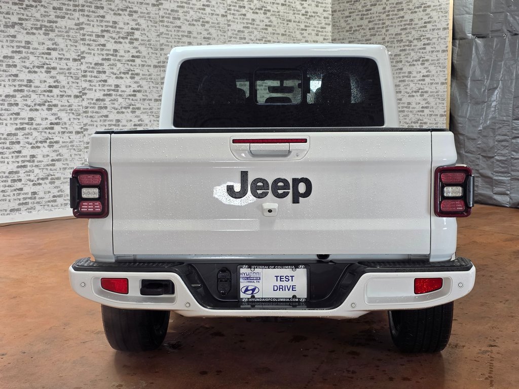 Used 2023 Jeep Gladiator Overland image 8