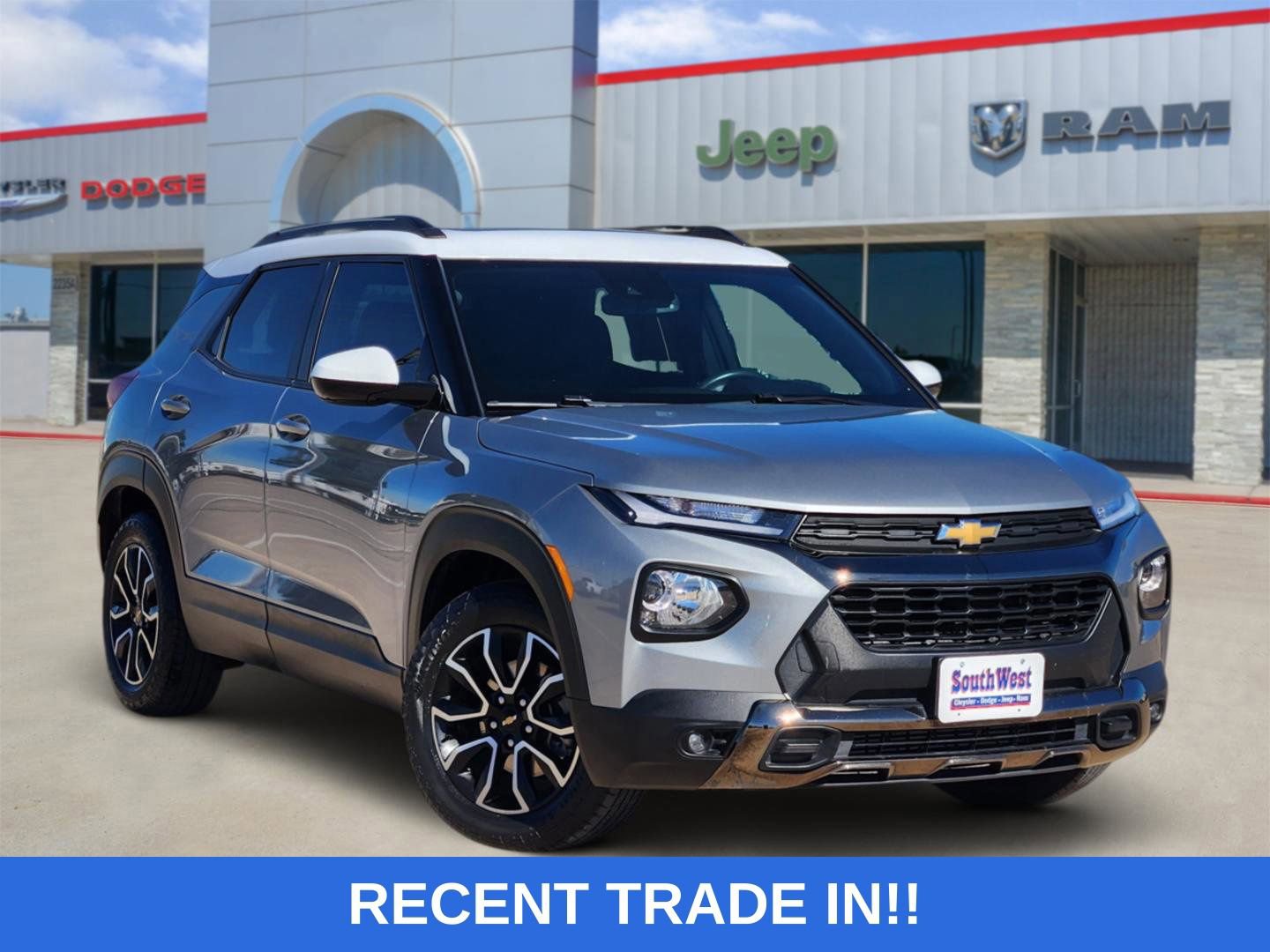 Used 2023 Chevrolet TrailBlazer ACTIV w/ Sun and Liftgate Package