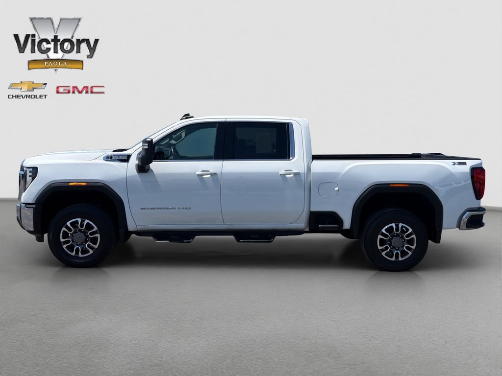 Used 2024 GMC Sierra 2500 SLE w/ SLE Value Package; AWD/4WD image 3