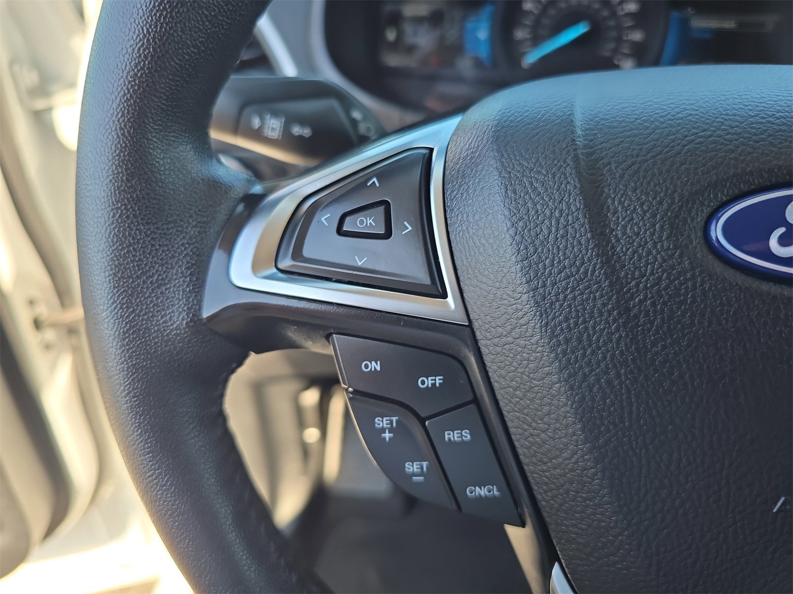 Certified 2024 Ford Edge SEL image 21