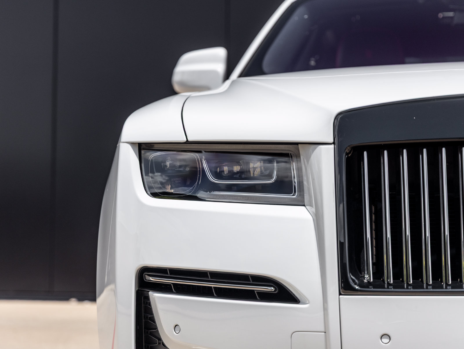 Used 2023 Rolls-Royce Ghost Black Badge w/ Black Badge Ghost Package AWD/4WD image 21