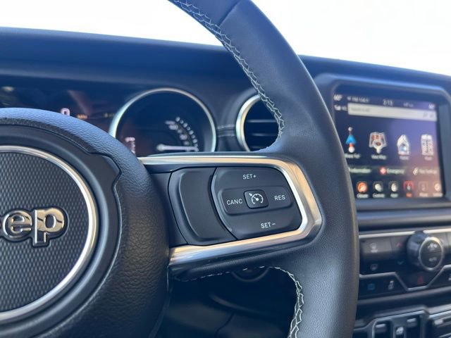 Used 2023 Jeep Wrangler Unlimited Sahara image 19