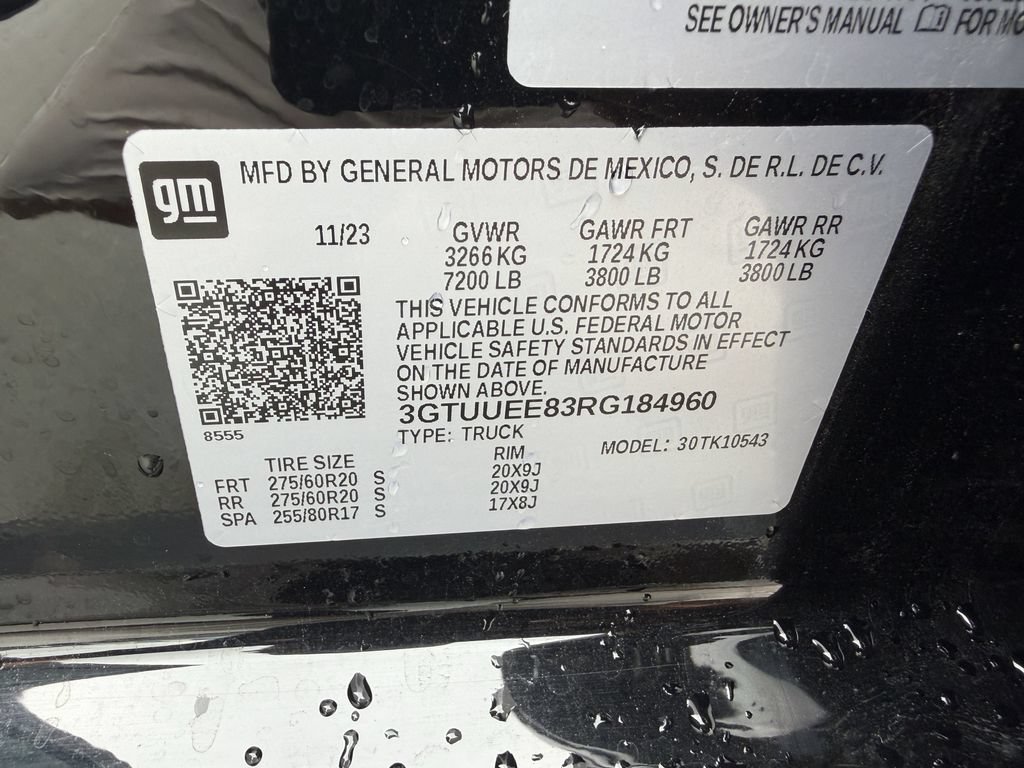Used 2024 GMC Sierra 1500 AT4 w/ AT4 Premium Package AWD/4WD image 29