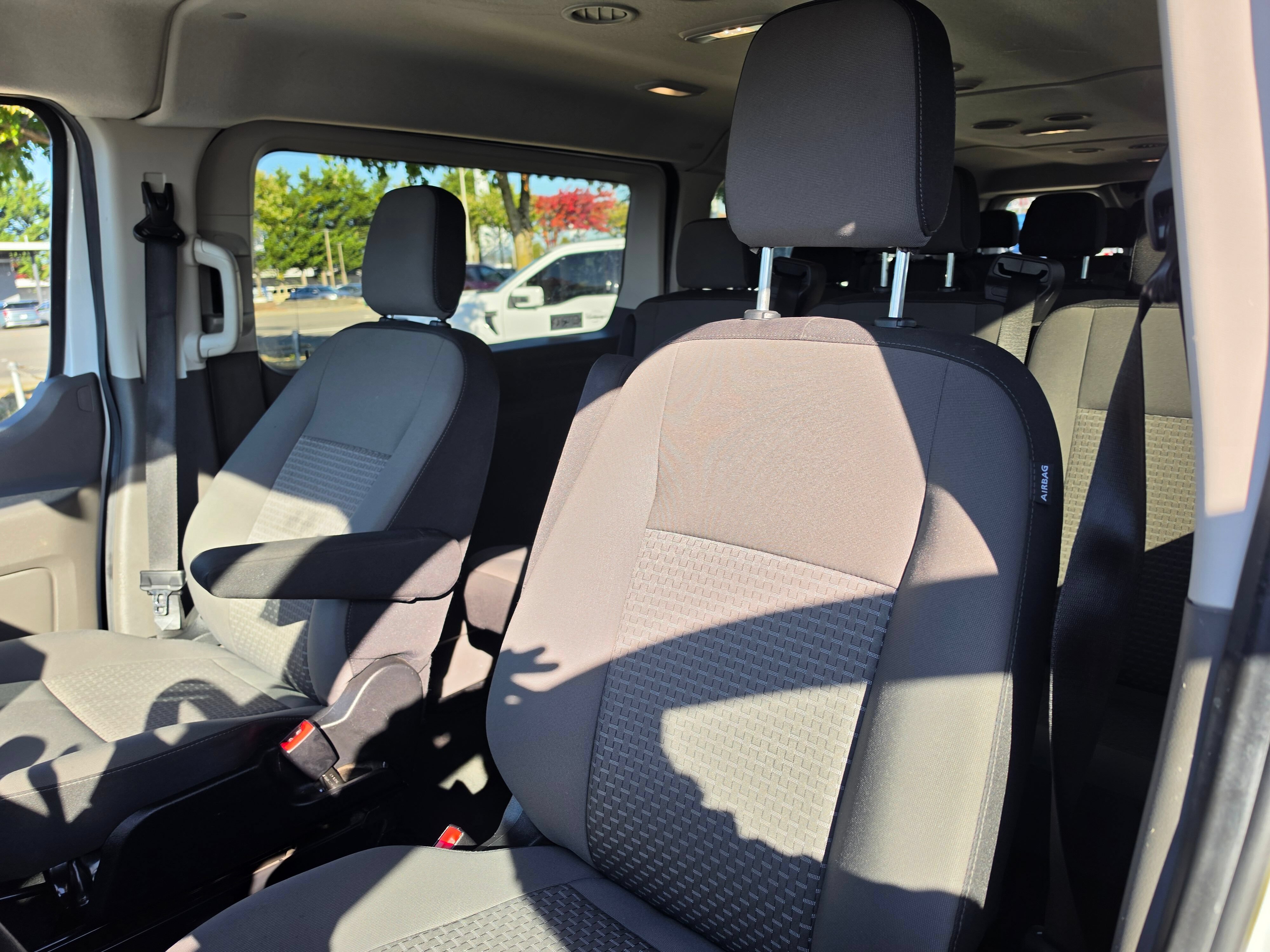 Used 2024 Ford Transit 350 XLT RWD image 21