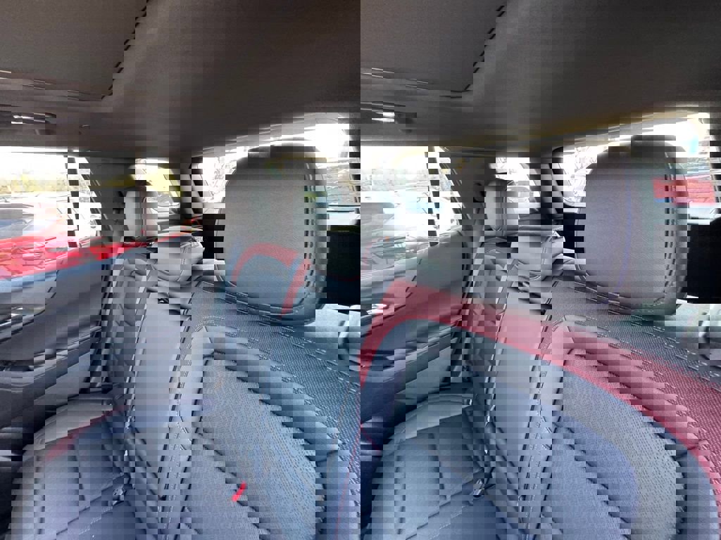 New 2026 Chevrolet Equinox RS w/ LPO, Floor Liner Package image 19