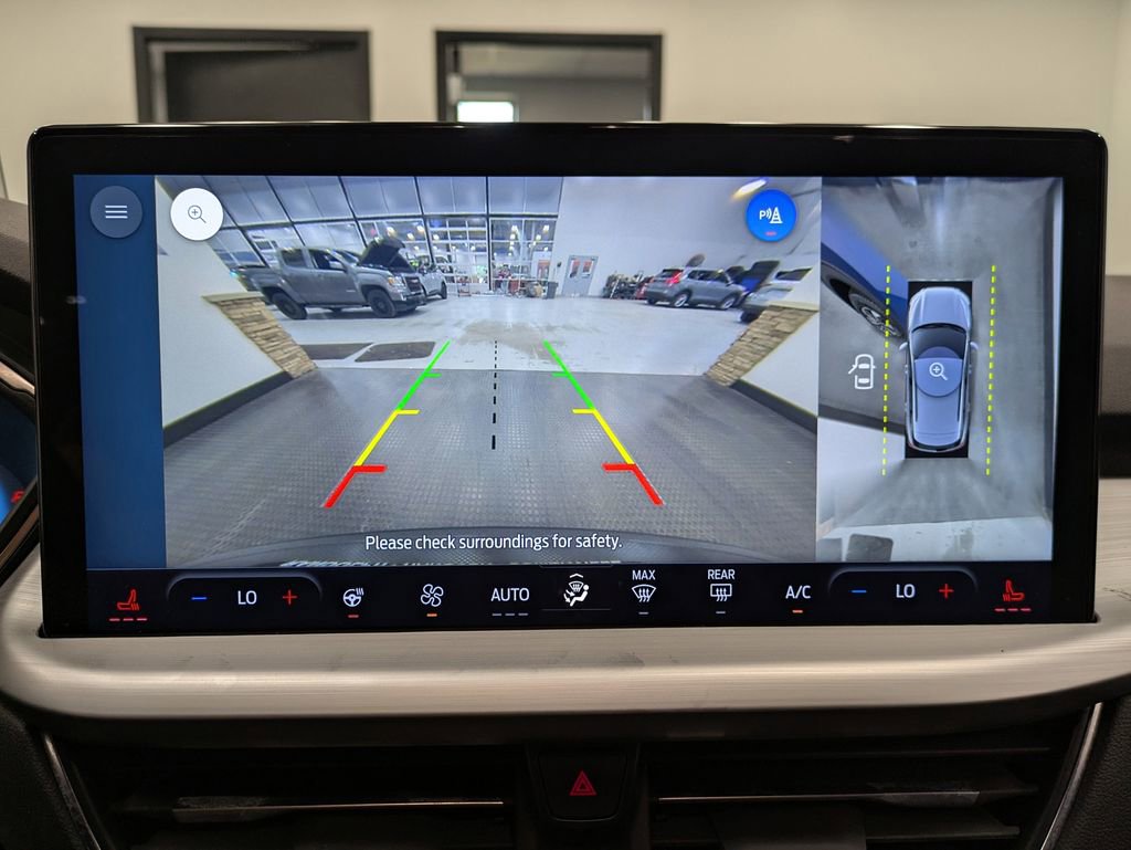 Certified 2023 Ford Escape Platinum w/ Premium Technology Package AWD/4WD image 15