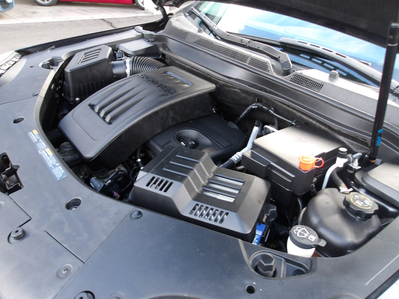 Used 2011 GMC Terrain SLE image 20