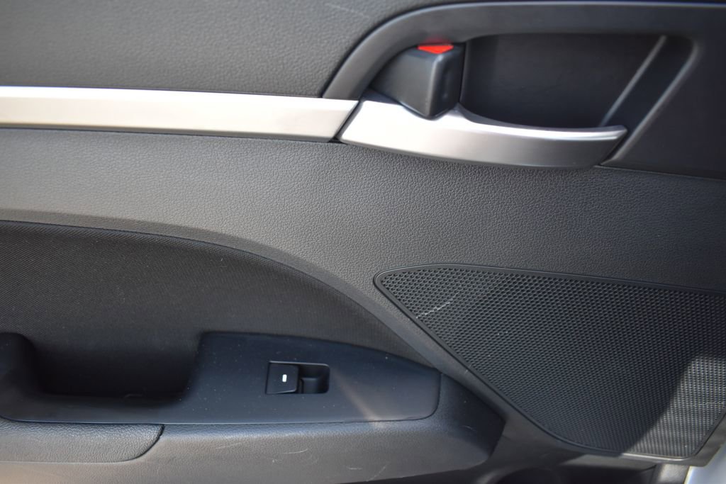 Used 2020 Hyundai Elantra Value Edition w/ Cargo Package (C1) FWD image 12
