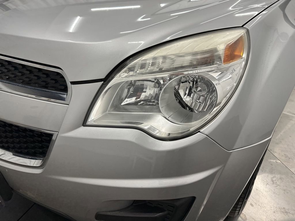 Used 2013 Chevrolet Equinox LS image 23