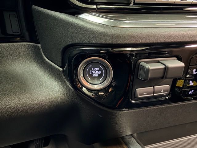 Certified 2024 Chevrolet Silverado 1500 High Country image 18