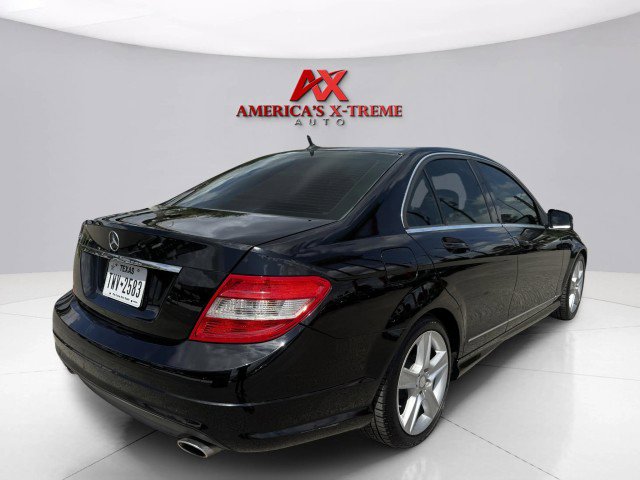 Used 2011 Mercedes-Benz C 300 Sport image 5