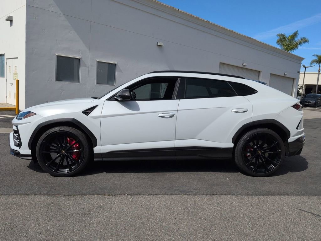 Used 2022 Lamborghini Urus image 8