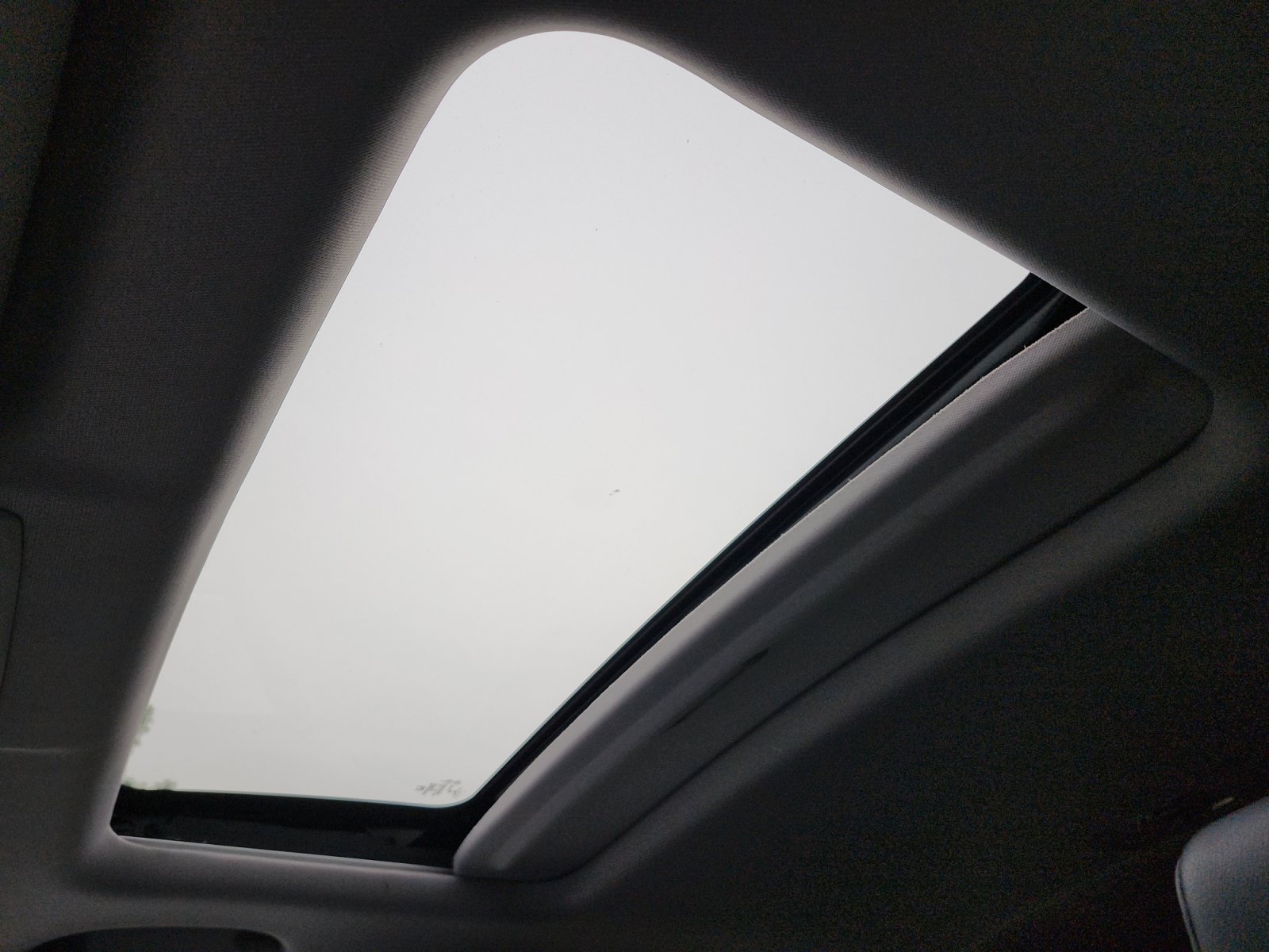 Used 2018 Honda CR-V EX-L image 18