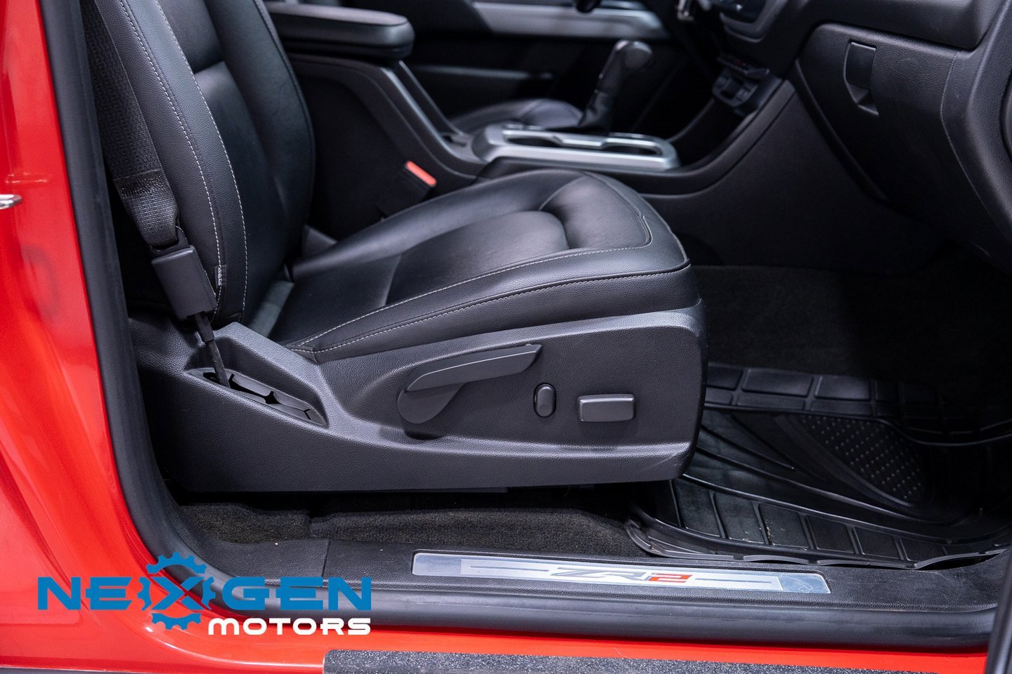 Used 2018 Chevrolet Colorado ZR2 image 48