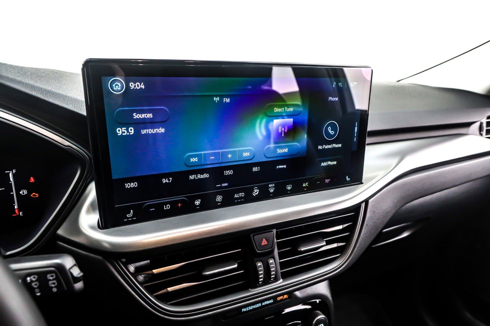 Used 2025 Ford Escape SE w/ Class II Trailer Tow Package image 20