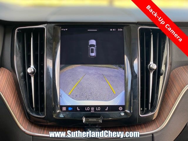 Used 2023 Volvo XC60 T8 Plus image 30