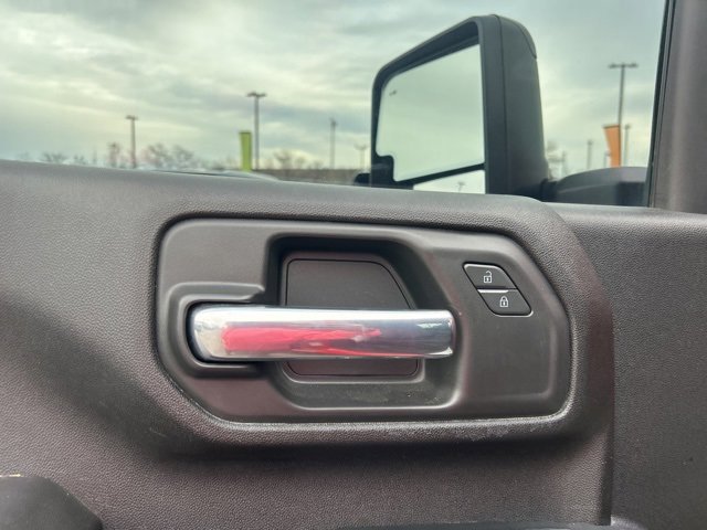 Used 2024 Chevrolet Silverado 2500 Custom w/ Custom Value Package image 12