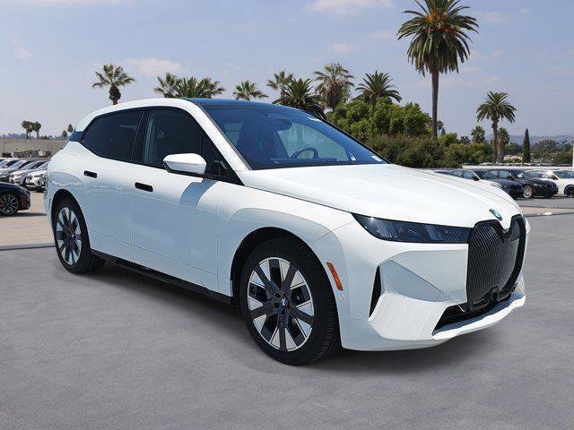 New 2026 BMW iX xDrive60 w/ Executive Package image 3