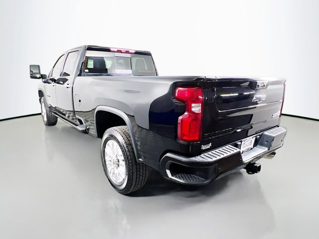 Certified 2022 Chevrolet Silverado 2500 High Country w/ LPO, Dark Essentials Package image 7