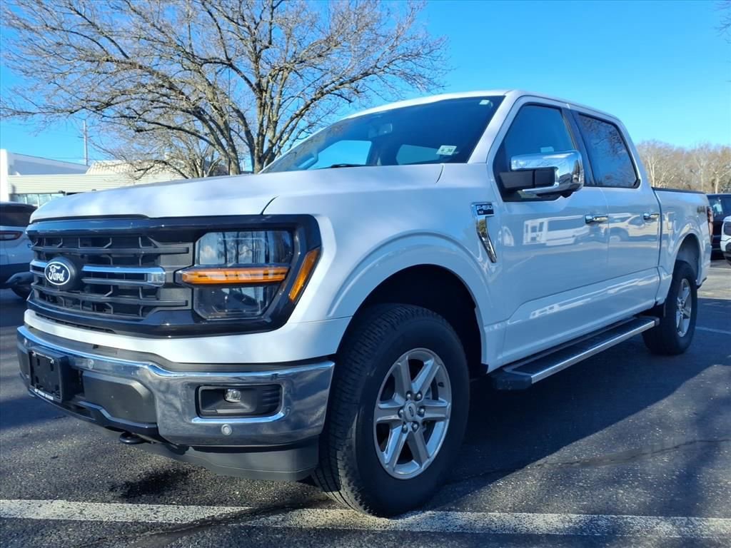 Used 2025 Ford F150 XLT w/ Equipment Group 302A MID image 5