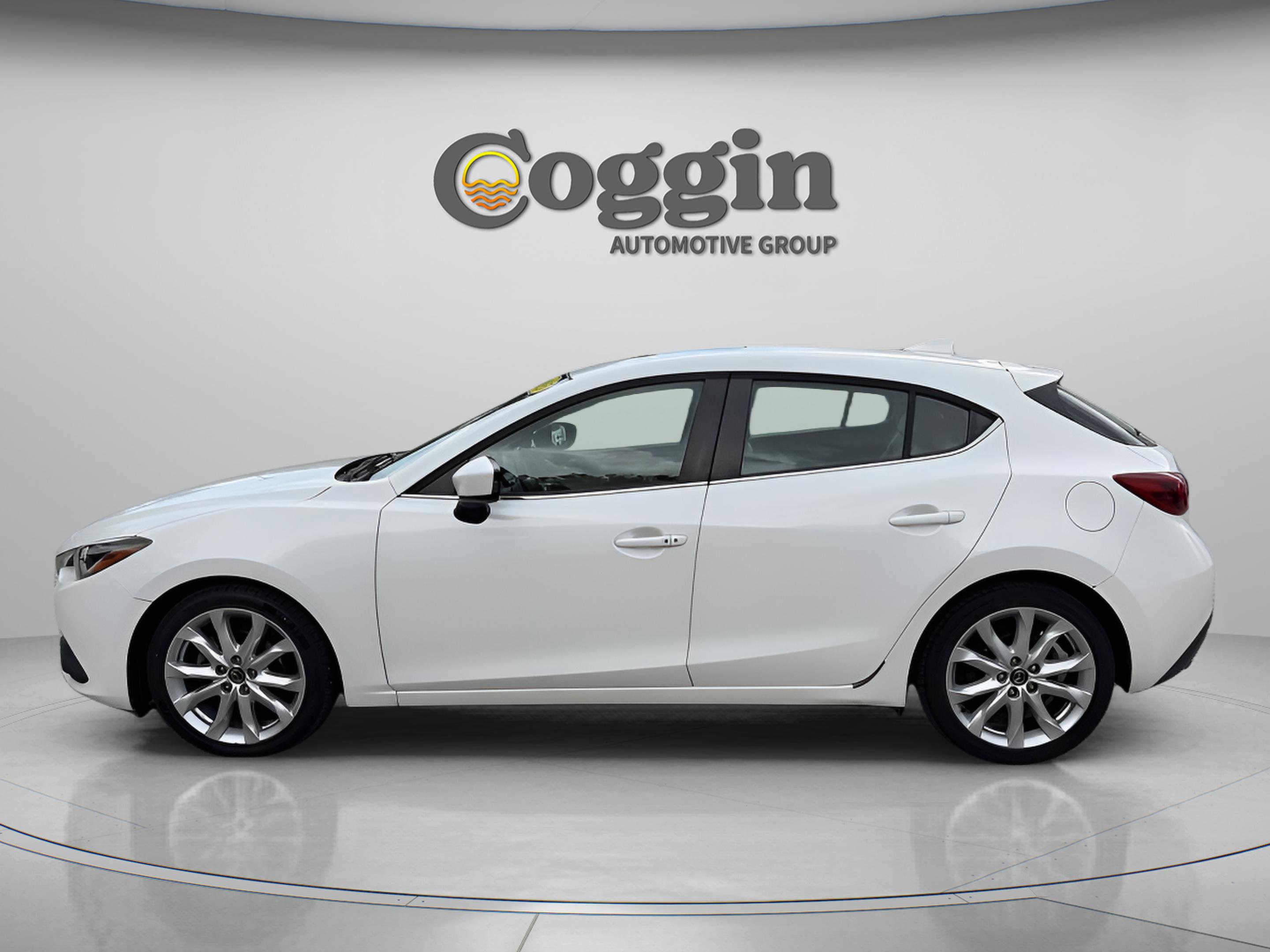 Used 2015 MAZDA MAZDA3 s Grand Touring image 2