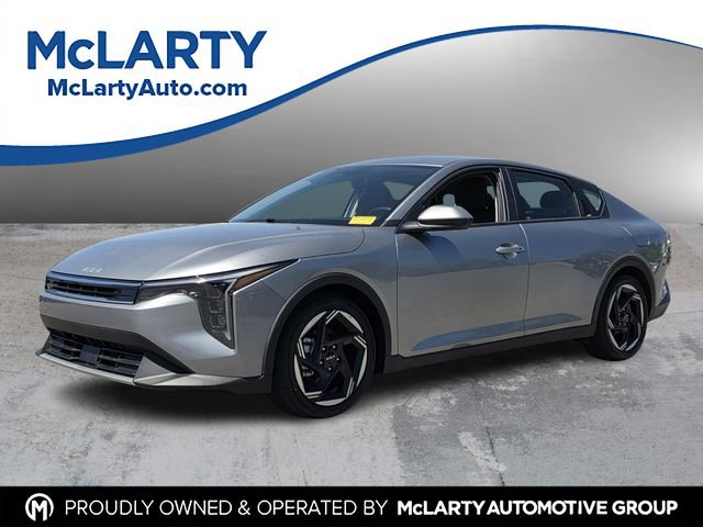 Used 2025 Kia K4 EX image 1
