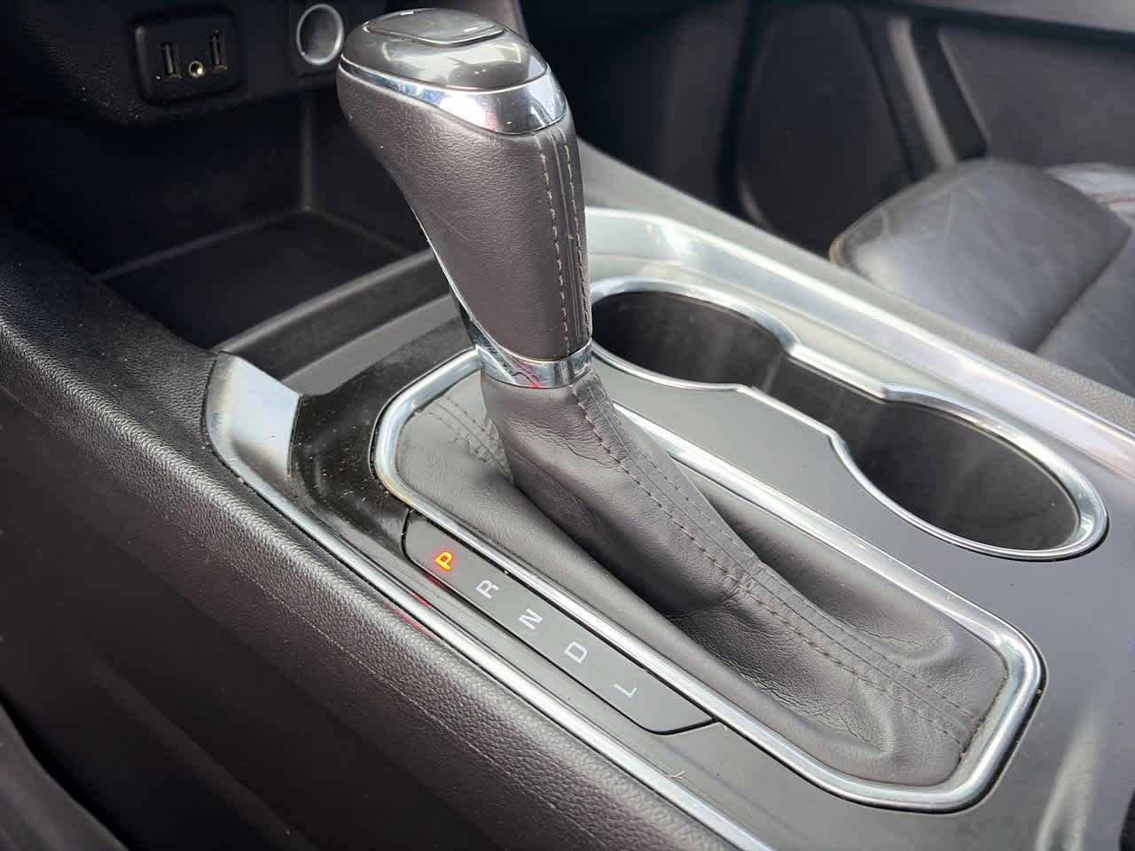Used 2020 Chevrolet Traverse LT FWD image 24