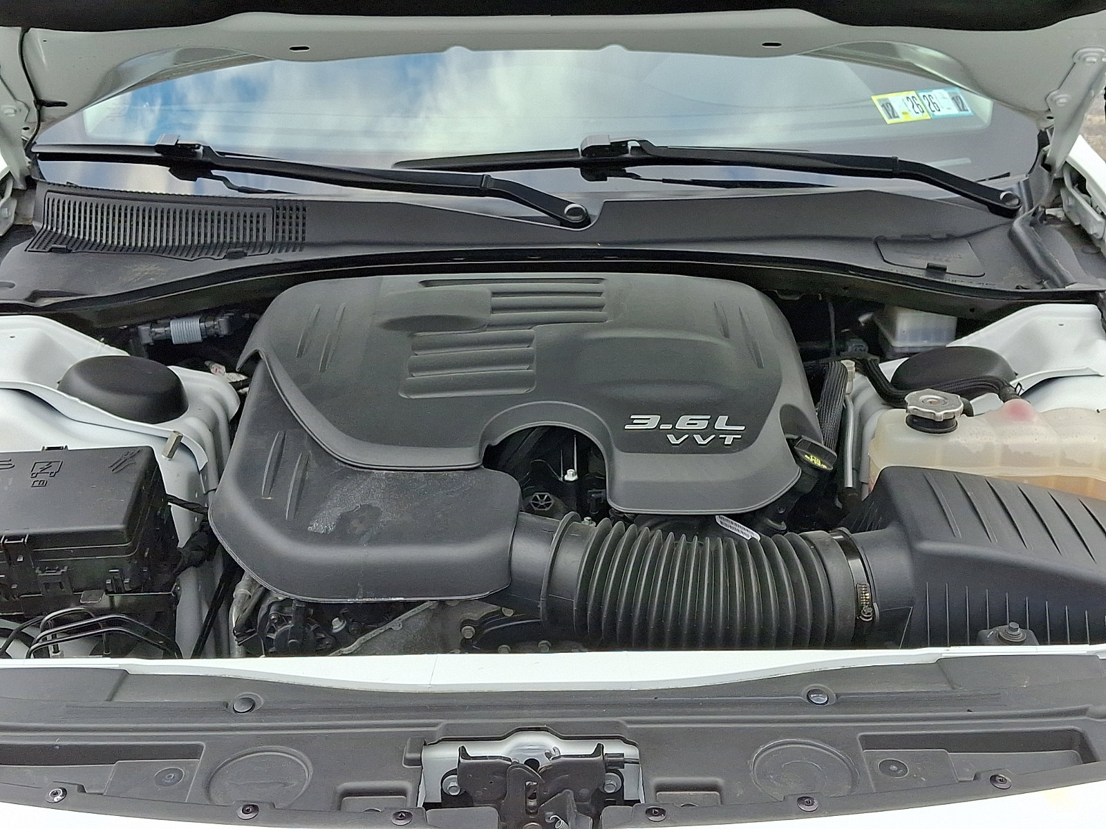 Used 2023 Chrysler 300 Touring w/ Sport Appearance Package image 30