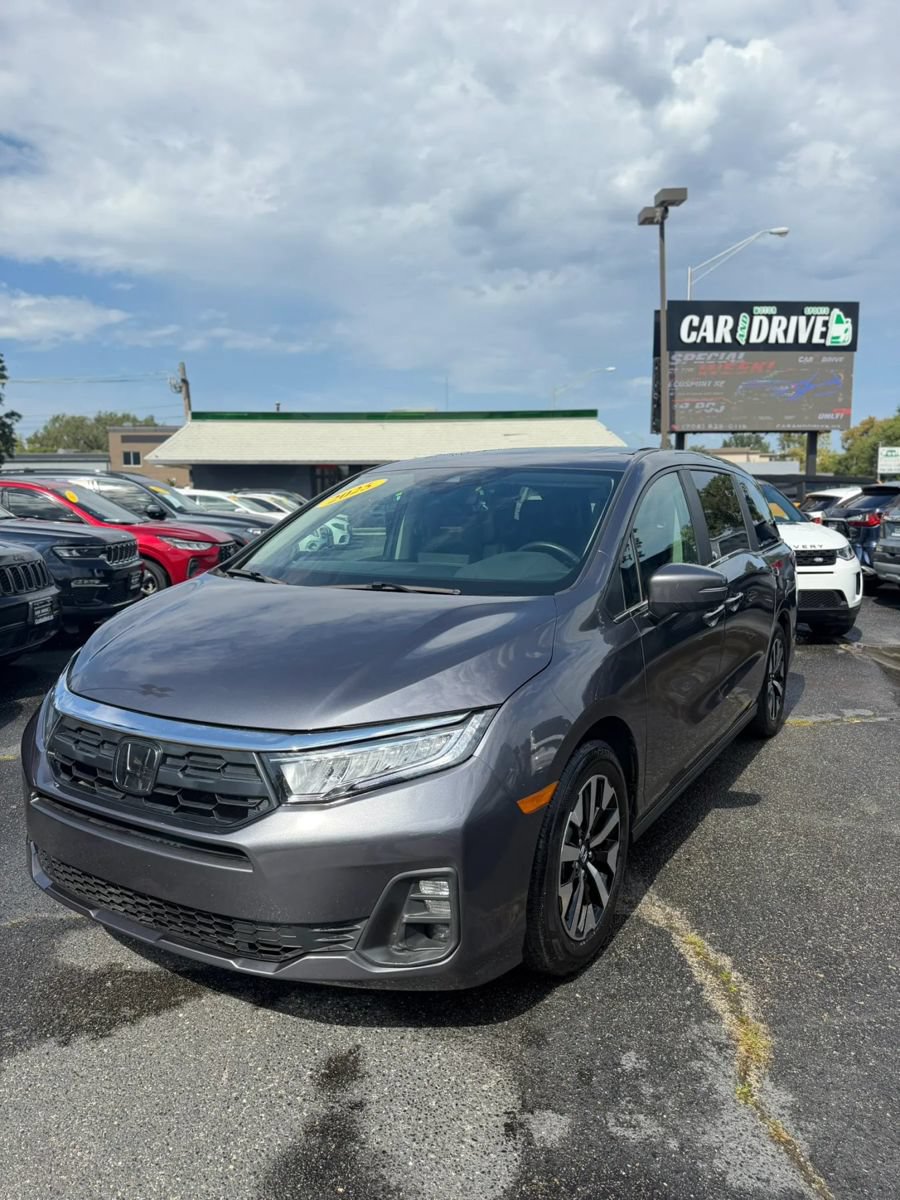 Used 2025 Honda Odyssey EX-L image 2