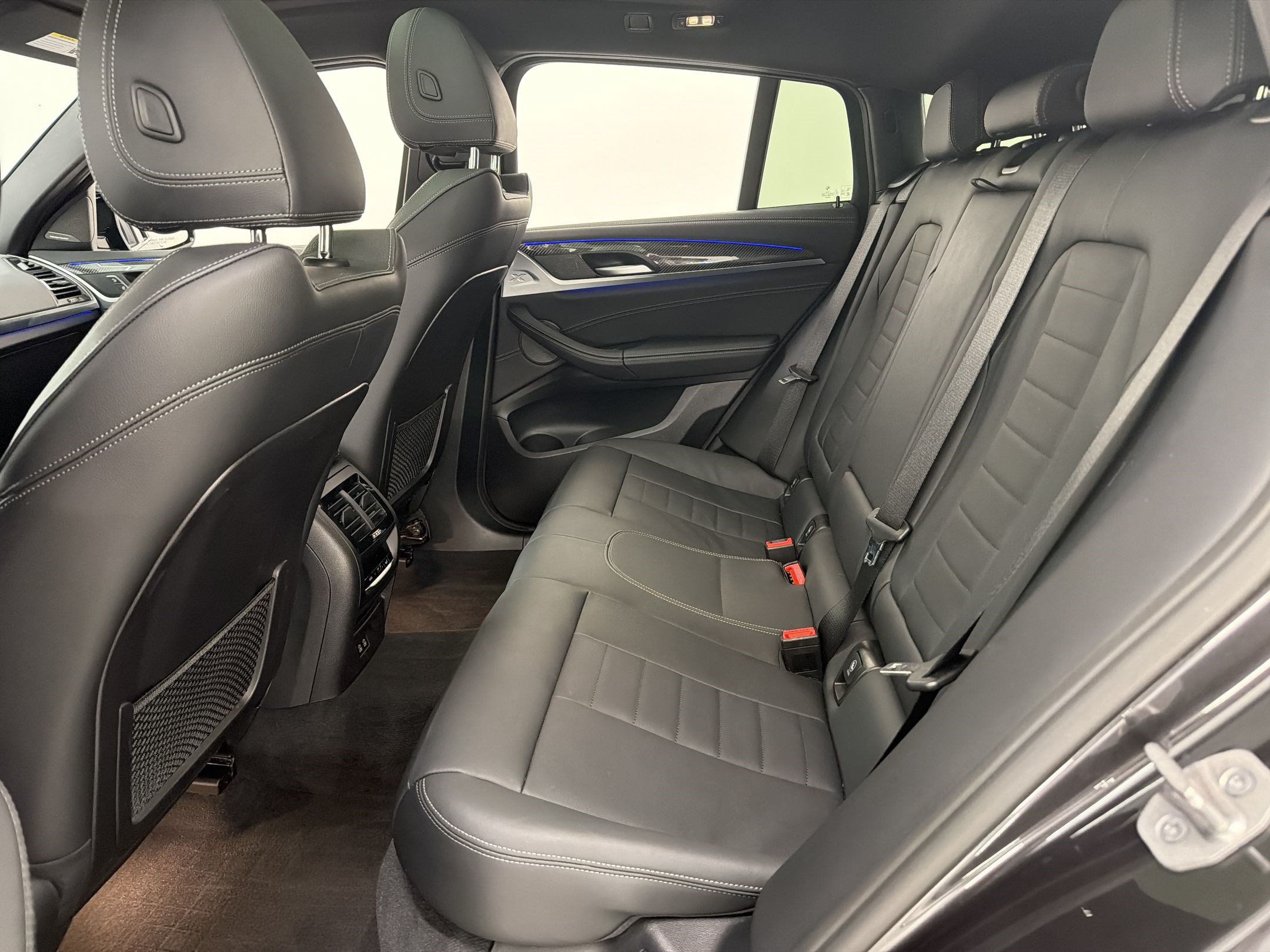 Certified 2024 BMW X4 M40i AWD/4WD image 23