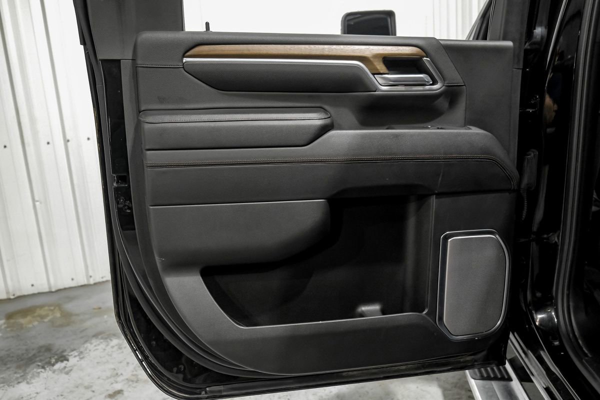 Used 2024 Chevrolet Silverado 2500 High Country w/ High Country Premium Package image 46