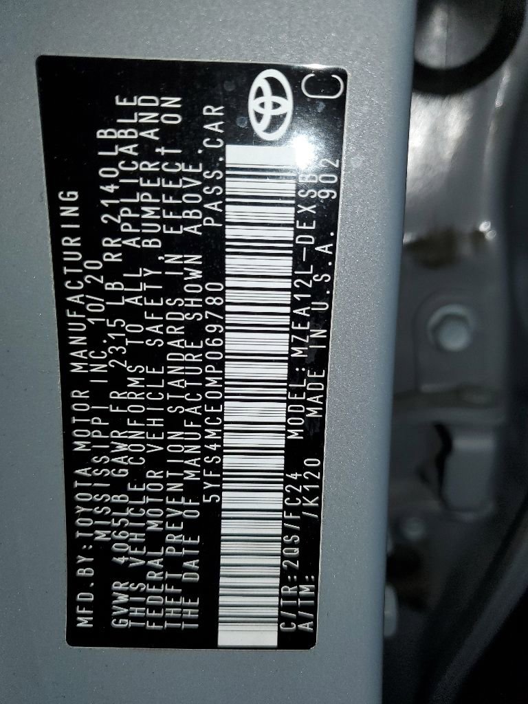 Used 2021 Toyota Corolla SE w/ Carpet Mat Package (TMS) FWD image 10