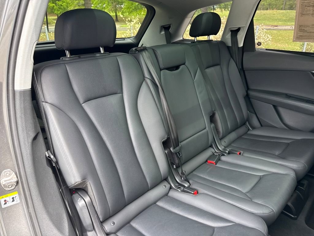 Used 2022 Audi Q7 3.0T Prestige AWD/4WD image 32