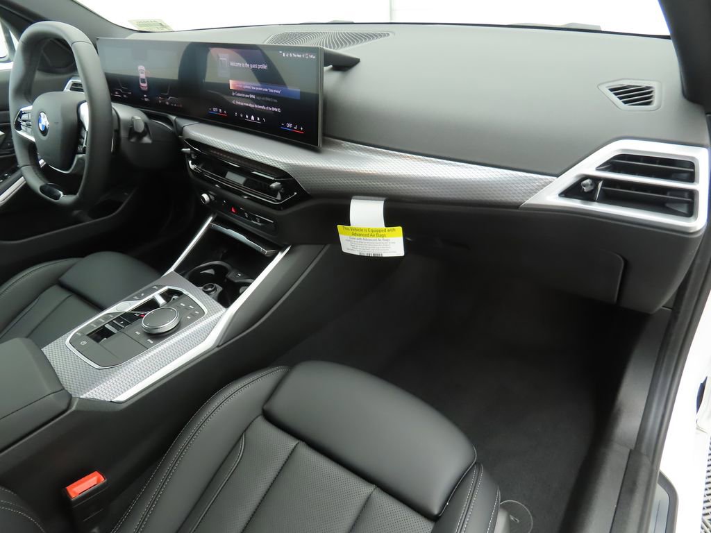 Certified 2025 BMW 330i Sedan w/ Convenience Package image 18