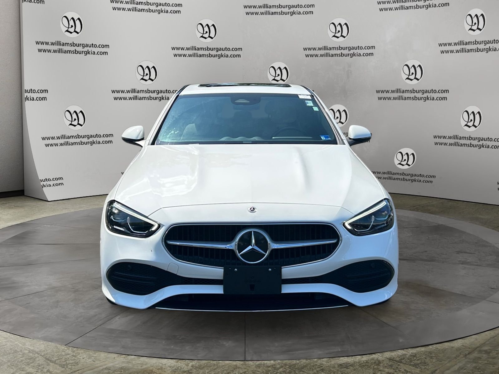 Used 2024 Mercedes-Benz C 300 Sedan image 8